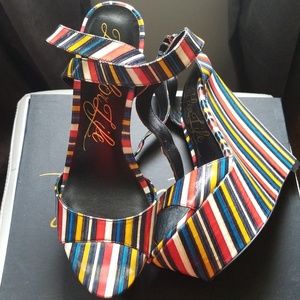 Platform open toe sandals